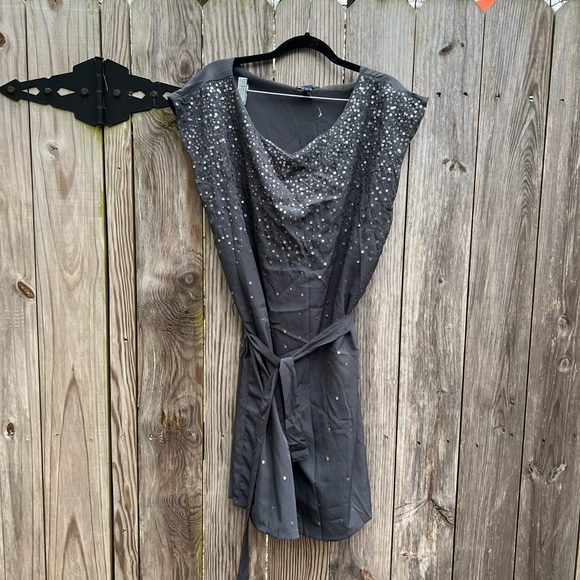 GAP Dresses & Skirts - GAP Gray Sequin Short Sleeve Dress with Belt Women’s Large NWT NEW